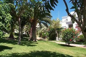 El Capistrano Complejo De Turisticos 酒店 内尔哈