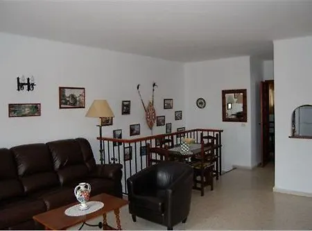 El Capistrano Complejo De Turisticos 2* 内尔哈
